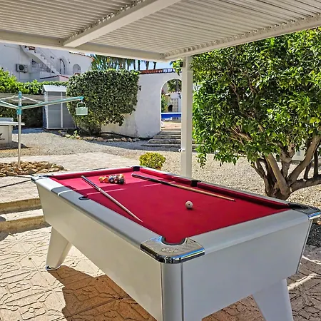 Avanoa - Caleta Villa